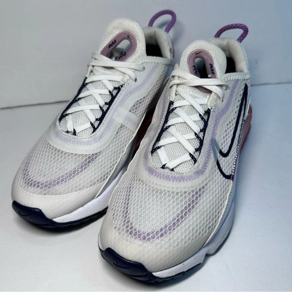 Nike White and Purple Athletic Sneakers